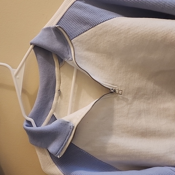 Pixie woo crop NWOT - Picture 2 of 3